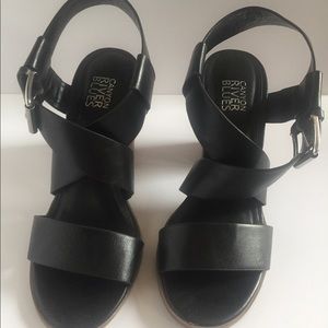 Canyon River Blues Chunky Wood Heels Black Sz 6